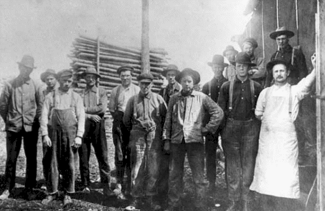Cedar Yard Crew, Nebish Minnesota, 1912