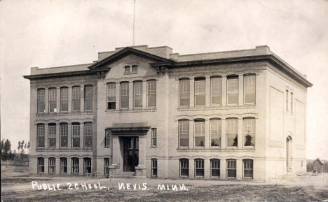 Public School, Nevis Minnesota, 1917
