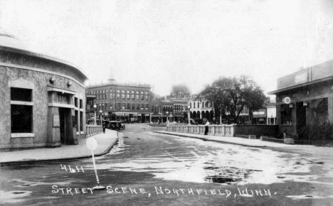 Street scene, Northfield Minnesota, 1920's