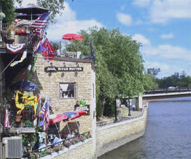 Froggy Bottoms River Pub & Suites, Northfield Minnesota