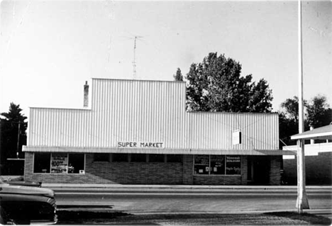 Dahlgren Brothers supermarket, Onamia Minnesota, 1960