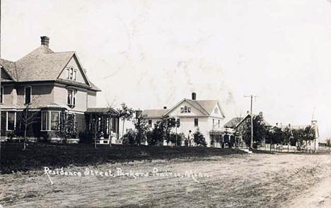 Residence Street, Parkers Prairie Minnesota, 1914