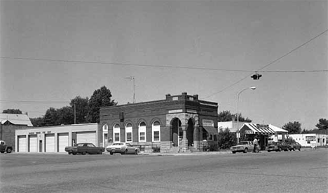 State Bank building, Otter Avenue and Soo Street, Parkers Prairie, 1982