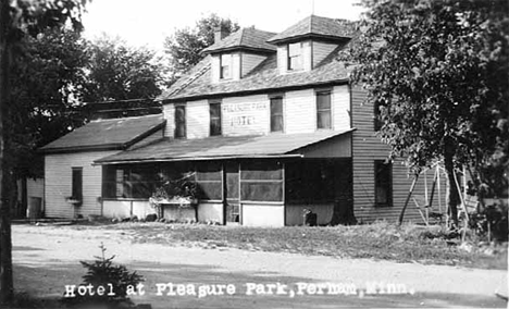 Hotel at Pleasure Park, Perham Minnesota, 1905