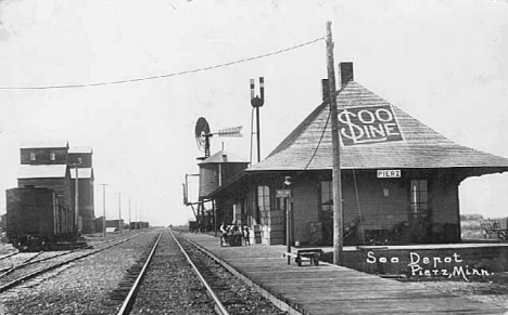 Soo Line Depot, Pierz Minnesota, 1915