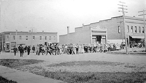 Parade, Raymond Minnesota, 1911