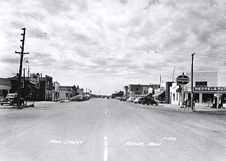 Street scene, Remer Minnesota, 1952