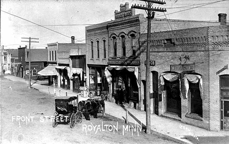 Front Street, Royalton Minnesota, 1907