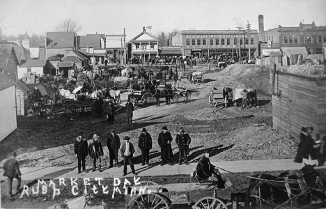 Market Day, Rush City Minnesota, 1908