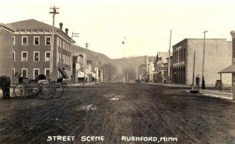 Street scene, Rushford Minnesota, 1917