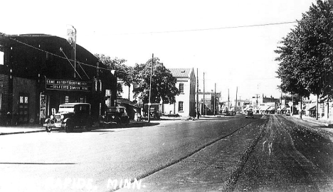 Main Street, Sauk Rapids Minnesota, 1930's
