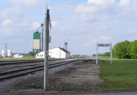 Railroad tracks in Shelly Minnesota, 2008