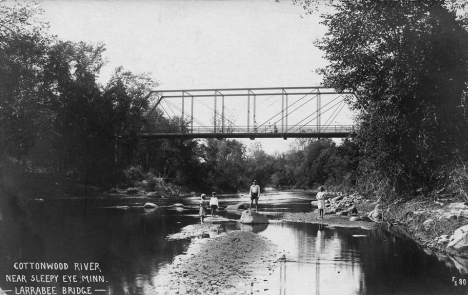 Larrabee Bridge over Cottonwood River near Sleepy Eye Minnesota, 1911
