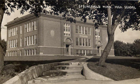 High School, Springfield Minnesota, 1914