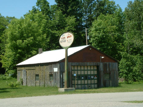 Former Auto Repair Shop, Squaw Lake Minnesota, 2003
