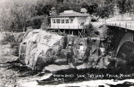 Showboat Inn, Taylors Falls Minnesota, 1930's