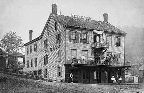 Dalles House, Taylors Falls Minnesota, 1895