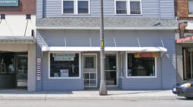 Dean's 3rd Street Barber Shop, Thief River Falls Minnesota