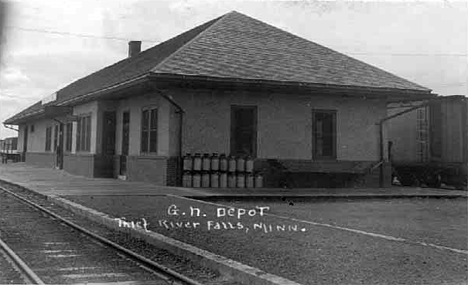 Great Northern Depot, South Main Avenue, Thief River Falls, 1935