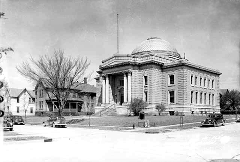 Lake County Courthouse, Two Harbors Minnesota, 1940
