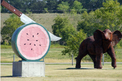 Sculptures, Vining Minnesota, 2008
