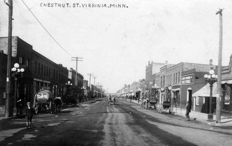 Chestnut Street, Virginia Minnesota, 1910