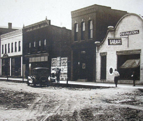 Street scene, Wabasha Minnesota, 1915