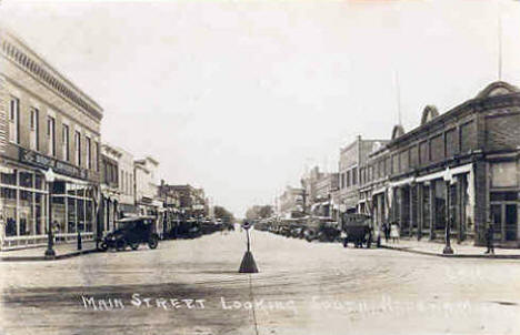 Main Street in Wadena Minnesota looking south, 1923