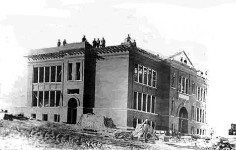 Schoolhouse under construction, Walker Minnesota, 1909
