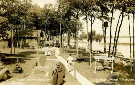 Pine Point Resort, Walker Minnesota, 1940's