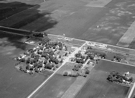 Aerial view, Walter Minnesota, 1972