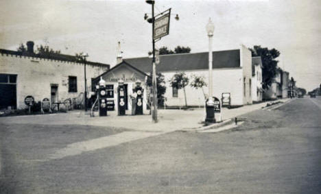 Bud's Standard Station, Warren Minnesota, 1940's?