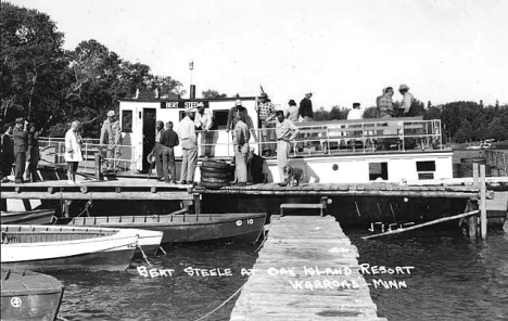 Bert Steele fishing launch at Oak Island Resort, Warroad Minnesota, 1955