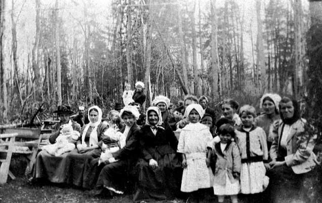 First meeting of farmers group in Waskish Minnesota, 1913