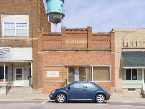 Street scene, Welcome Minnesota, 2014