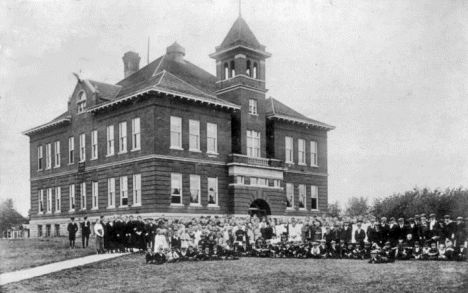 Students at Westbrook School, Westbrook Minnesota, 1919