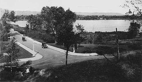 Lake Winona Drive, Winona Minnesota, 1925