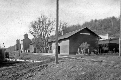 Railroad Depot, Zumbro Falls Minnesota, 1910's