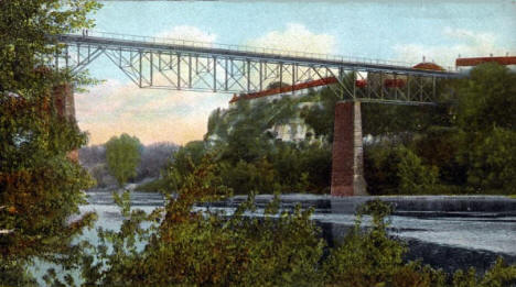 Mississippi River Bridge at Fort Snelling, 1907