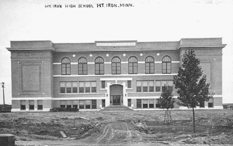 Mountain Iron High School, Mountain Iron Minnesota, 1911