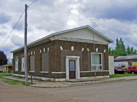 Street scene, Dundee Minnesota, 2014