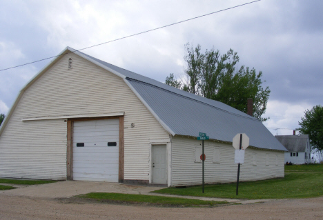 Street scene, Dundee Minnesota, 2014