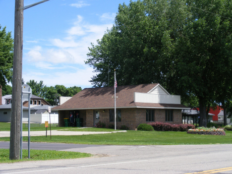 Street scene, Elysian Minnesota, 2014