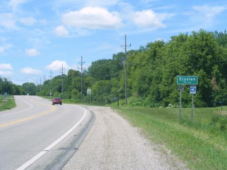 Highway 60 entering Elysian Minnesota, 2014