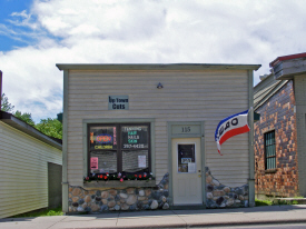 Up Town Cuts,Elysian Minnesota