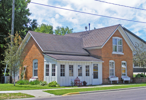 Older home, Elysian Minnesota, 2014