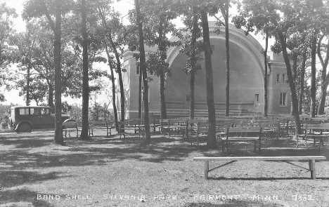 Band shell, Sylvania Park, Fairmont Minnesota, 1933
