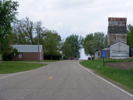 Street scene, Kinbrae Minnesota, 2014