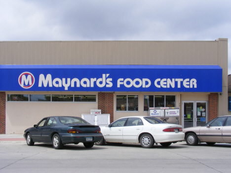 Grocery Store, Lakefield Minnesota, 2014