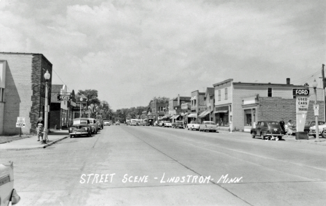 Street scene, Lindstrom Minnesota, 1950's
